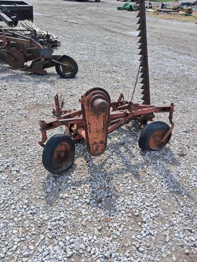 Image of Massey-Harris RM89 equipment image 1