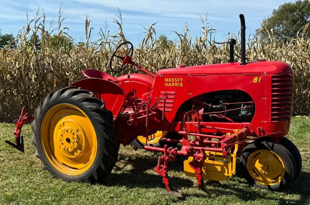 Image of Massey-Harris 81 equipment image 2