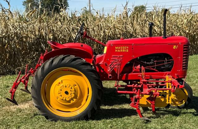 Image of Massey-Harris 81 equipment image 1