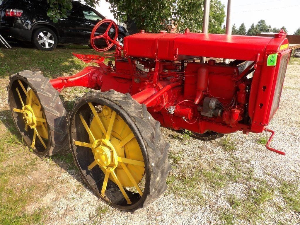 Main image Massey-Harris GP