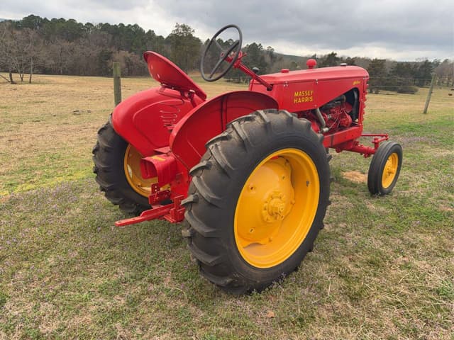 Image of Massey-Harris 23 Mustang equipment image 4