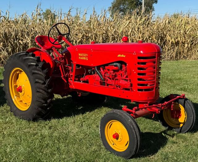 Image of Massey-Harris 23 Mustang equipment image 2