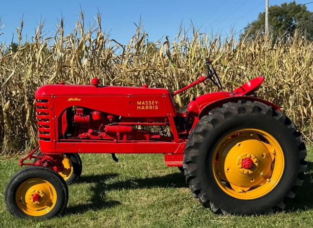 Image of Massey-Harris 23 Mustang equipment image 1
