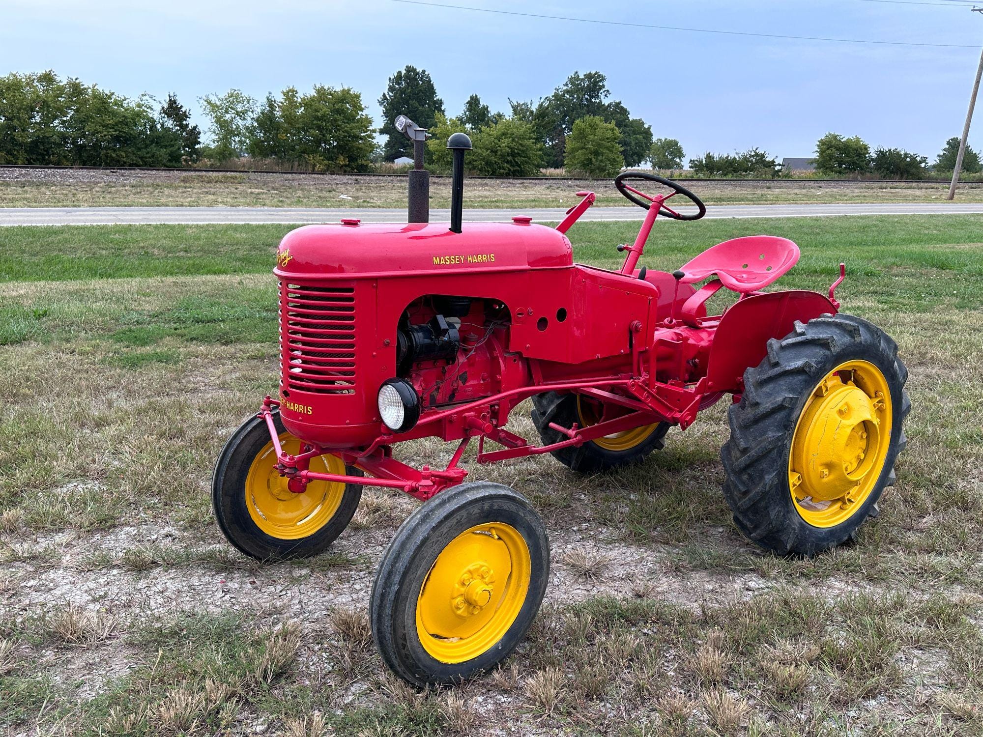 SOLD - Massey-Harris Pony Lot No. 1821623 Tractors with 12 HP