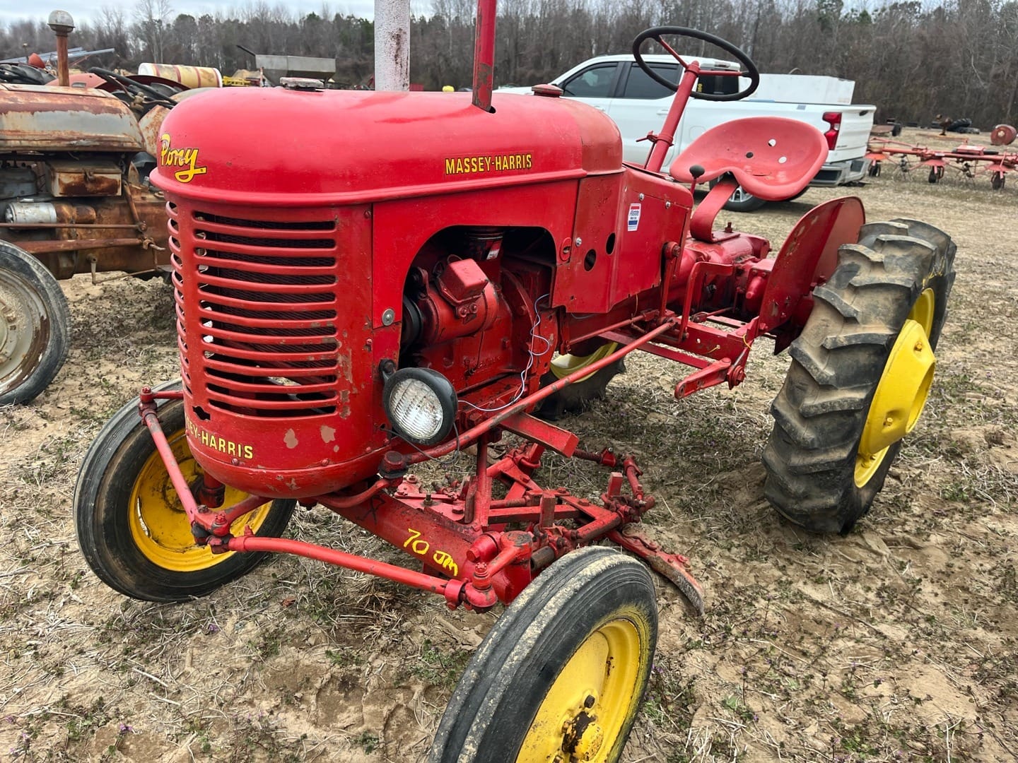 Massey-Harris Pony Equipment Image0