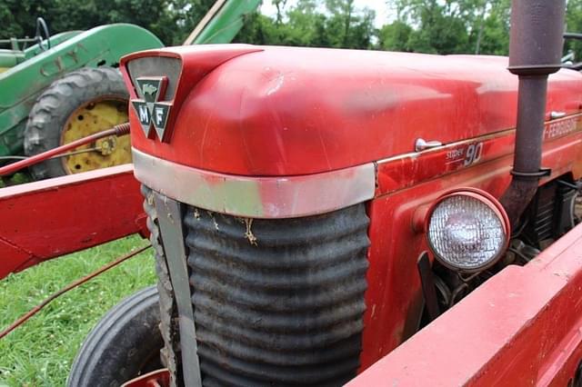 Image of Massey Ferguson Super 90 equipment image 2