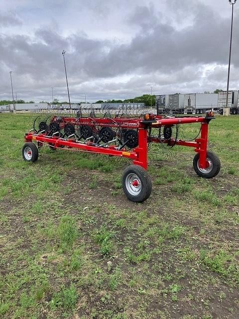 Image of Massey Ferguson 3983 equipment image 2