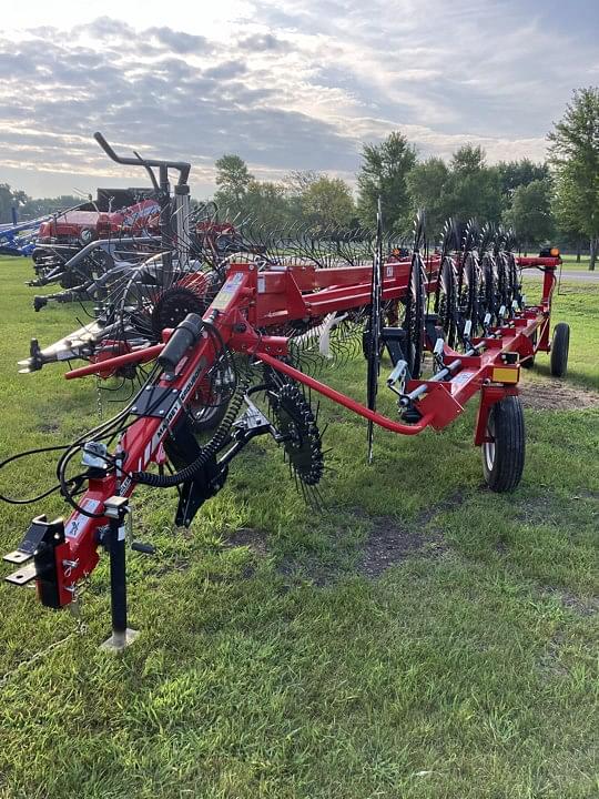 Image of Massey Ferguson 3986 Primary image