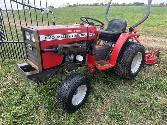 Image of Massey Ferguson 1010 equipment image 2