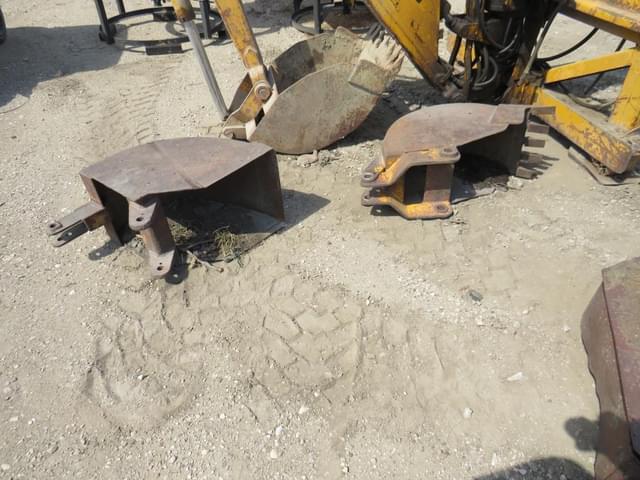 Image of Massey Ferguson 220 equipment image 3