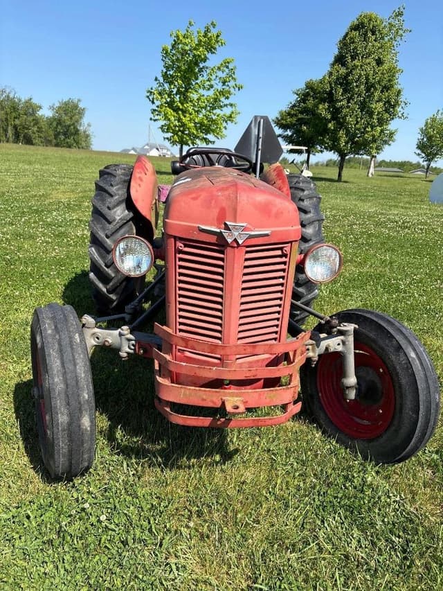 Image of Massey Ferguson 35 equipment image 2