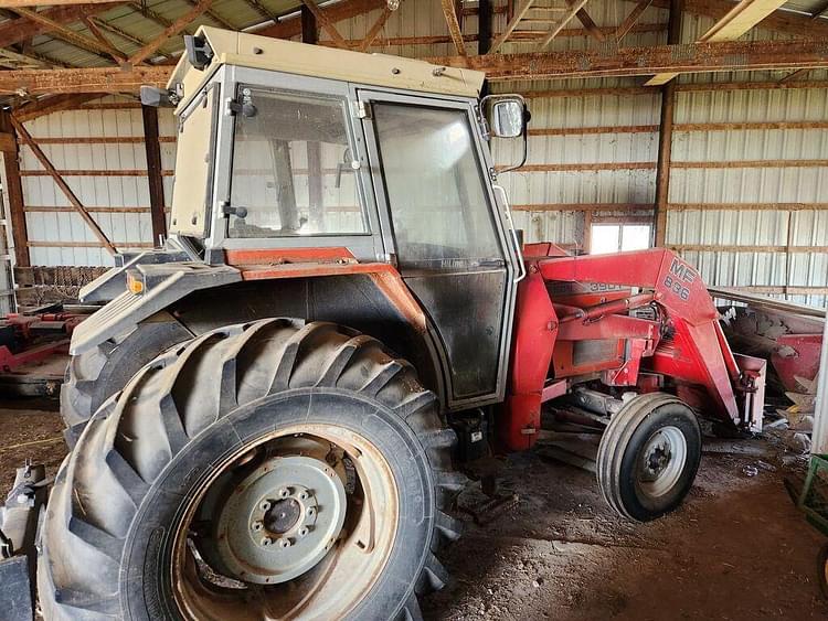 Main image Massey Ferguson 390T 1
