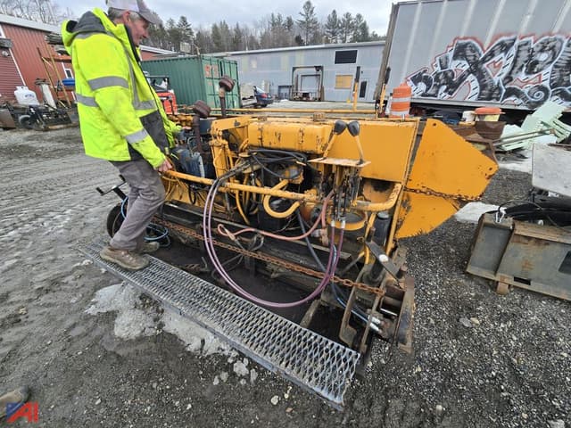 Image of Mauldin 550E equipment image 4