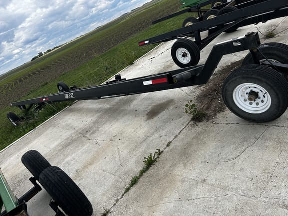 Maurer 32 Equipment Image0