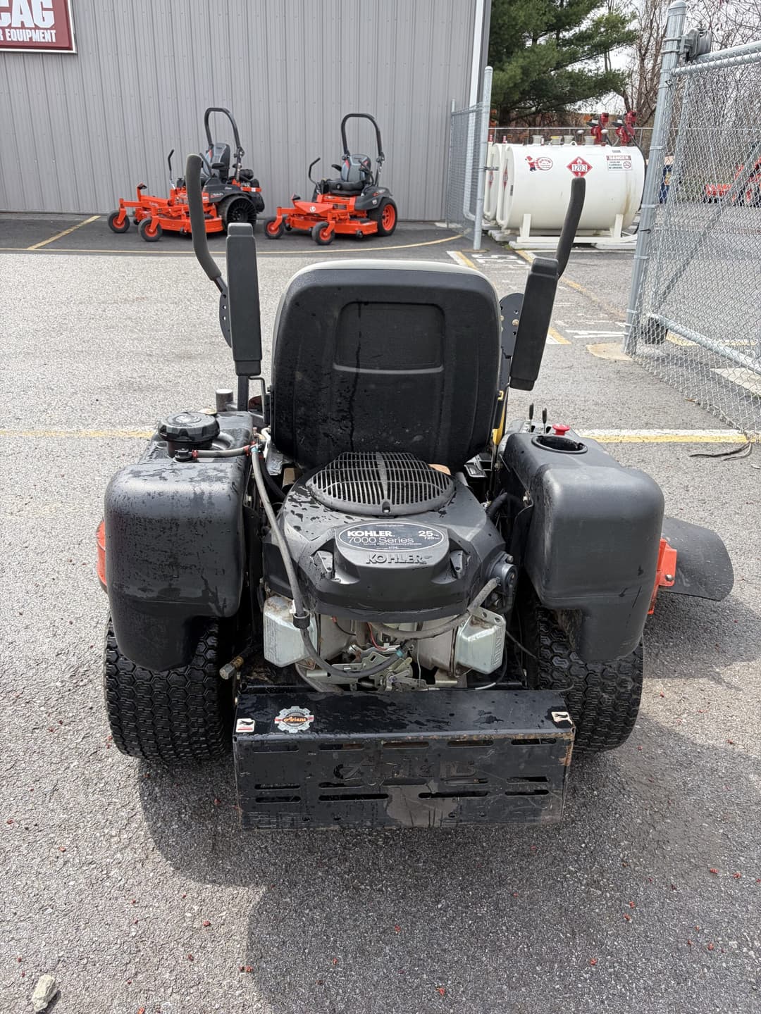 Image of Ariens Zoom Max Image 1