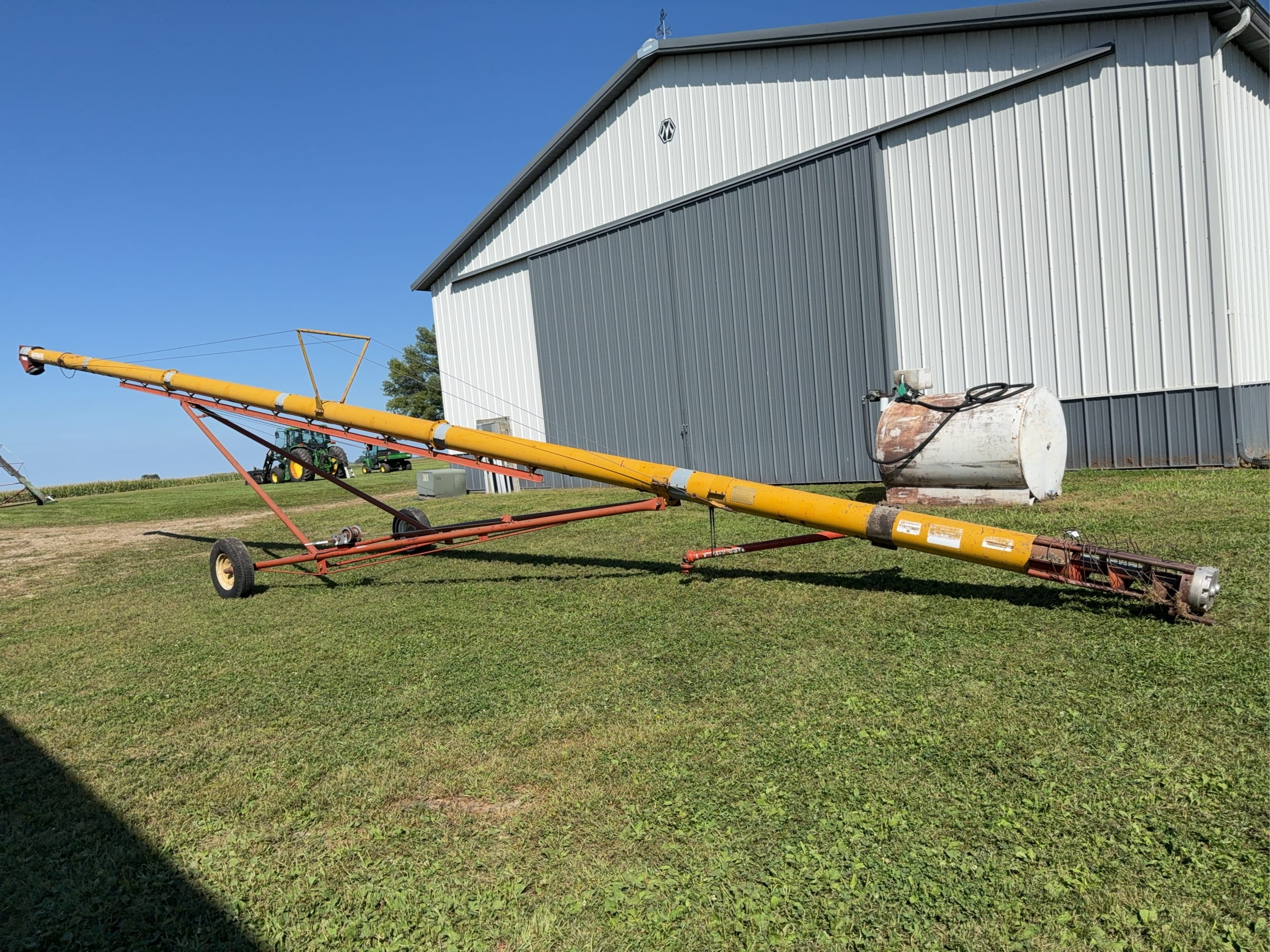 Mayrath 10x60 Equipment Image0