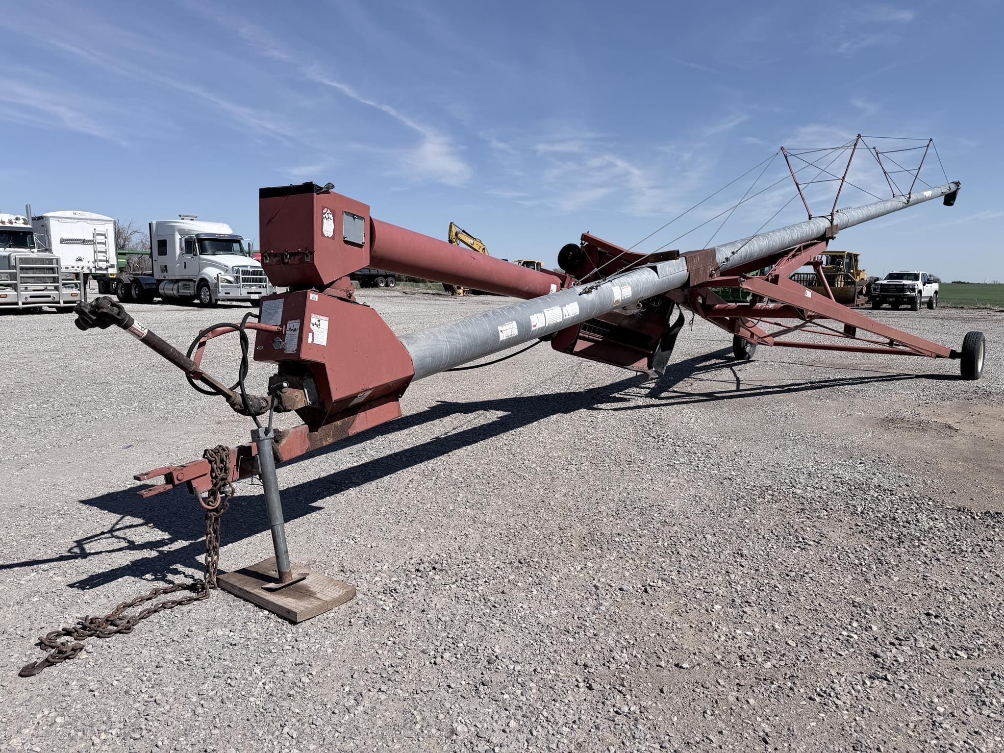 Mayrath 10x72 Equipment Image0