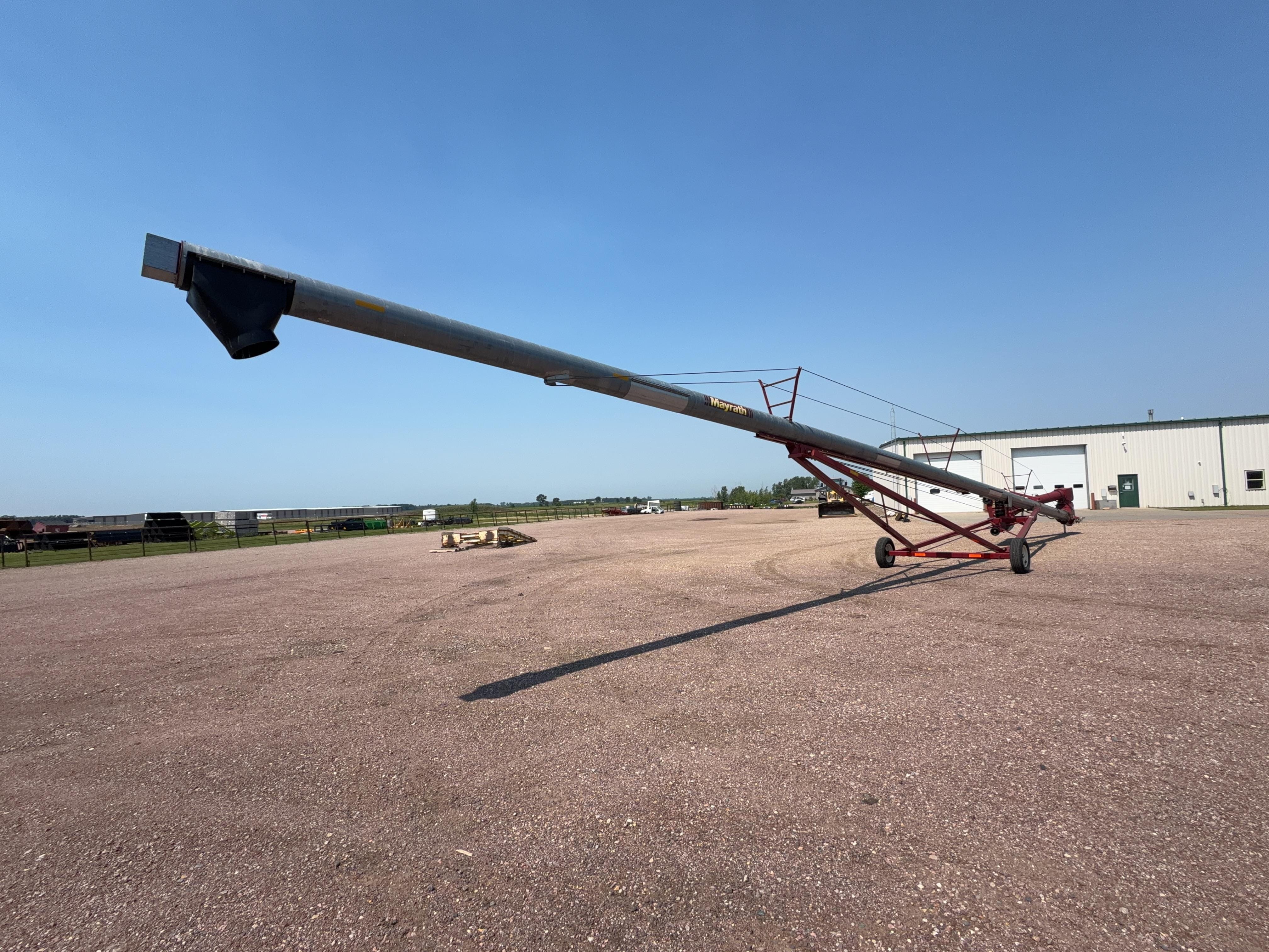 Mayrath 13x85 Equipment Image0