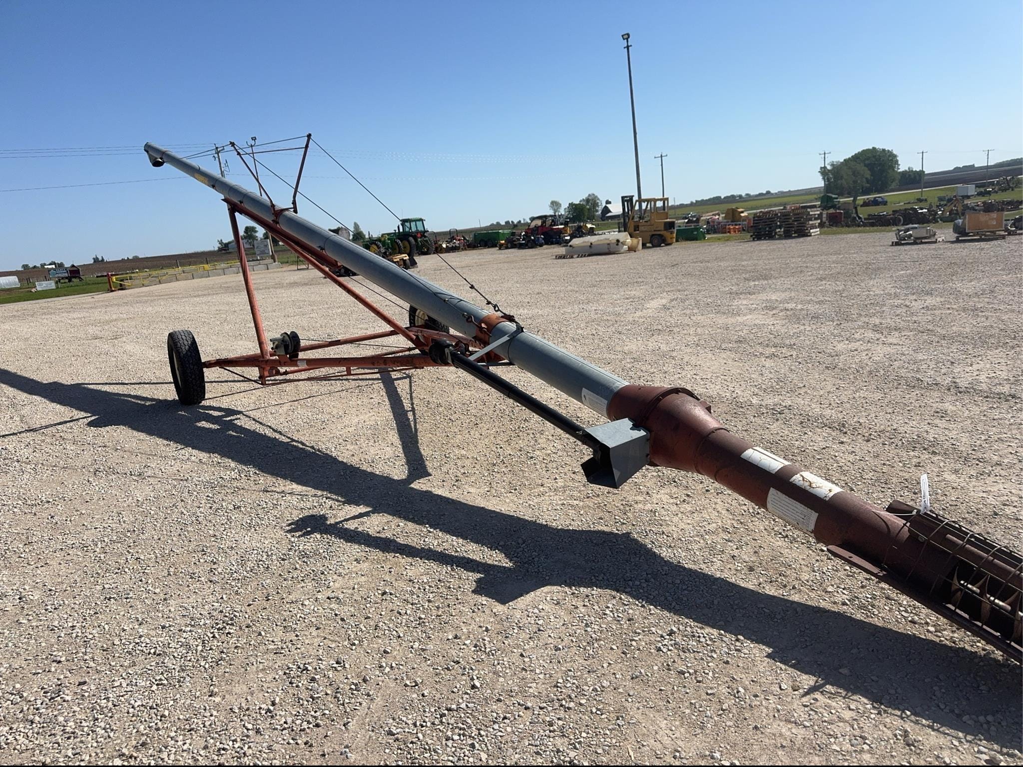 Mayrath 8x51 Equipment Image0