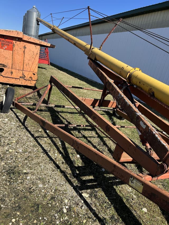 Image of Mayrath 8x52 equipment image 1