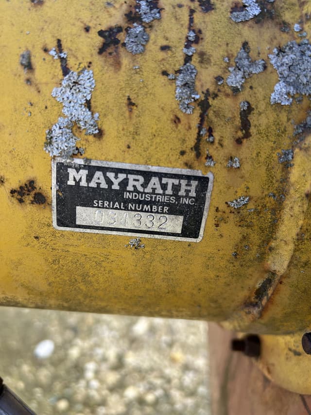 Image of Mayrath 8x52 equipment image 4