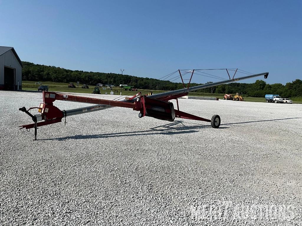 Mayrath 8x62 Equipment Image0