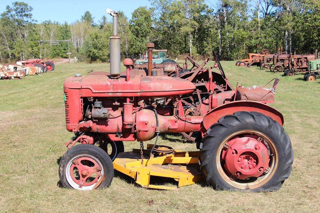 Image of Farmall B Primary image