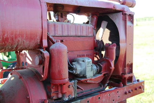 Image of Farmall F-12 equipment image 1