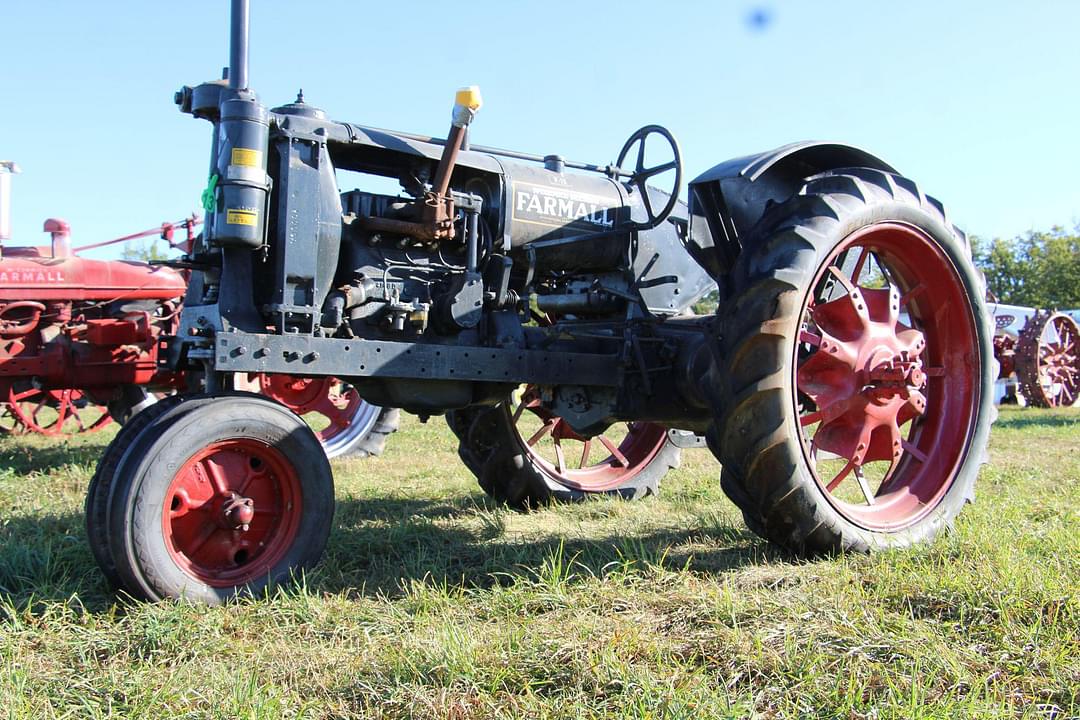 Image of Farmall F-12 Primary image