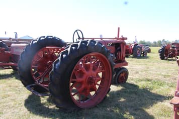 Main image Farmall F-12