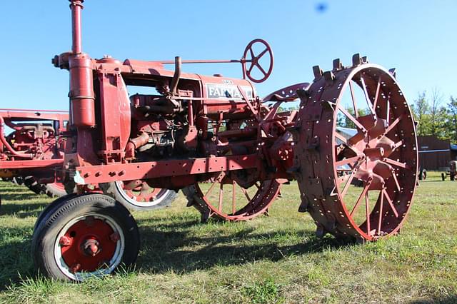 Image of Farmall F-14 equipment image 4