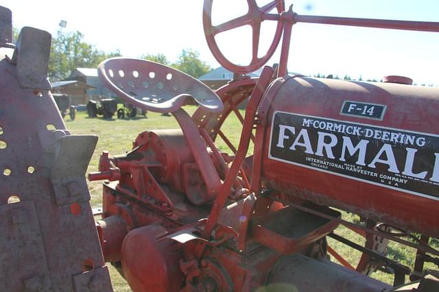 Image of Farmall F-14 equipment image 3