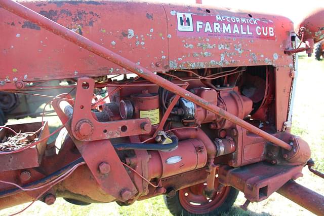 Image of Farmall Cub equipment image 4