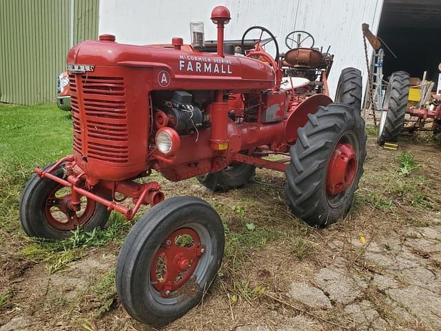 Image of Farmall A equipment image 2