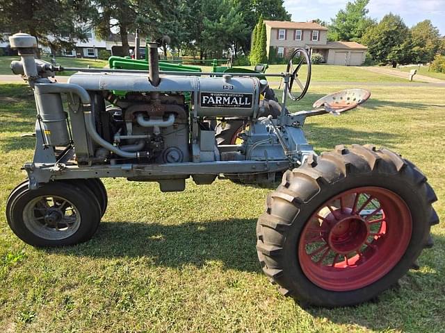 Image of Farmall F-20 equipment image 3