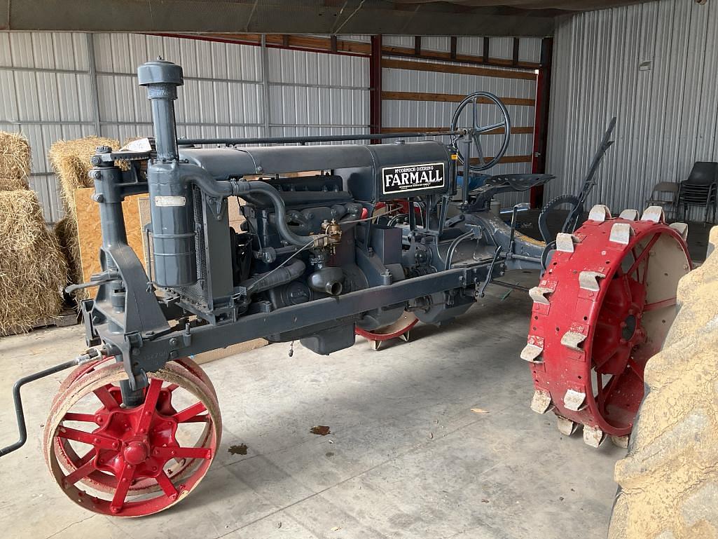 Image of Farmall Regular Primary image