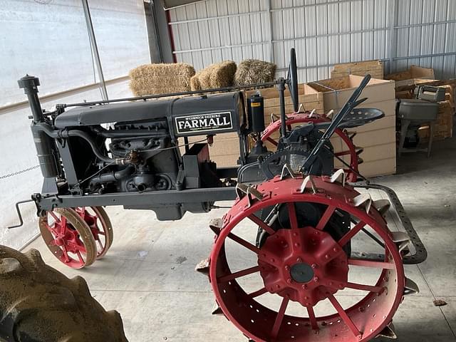 Image of Farmall Regular equipment image 1