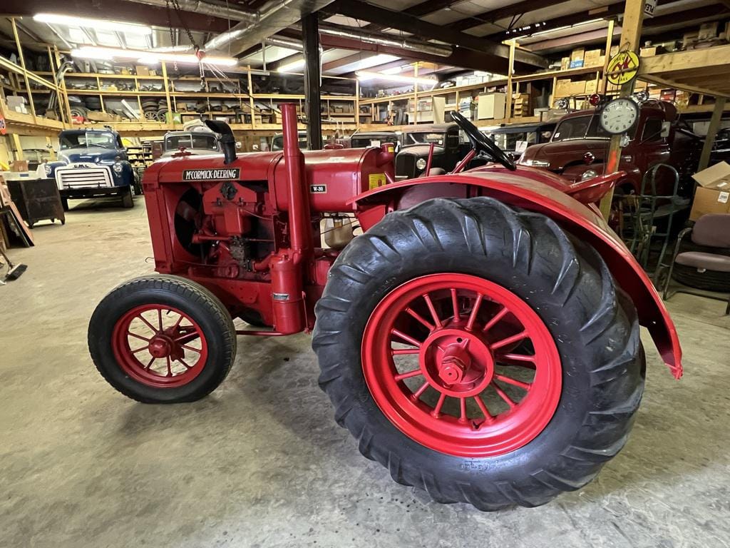 Main image McCormick-Deering W-30