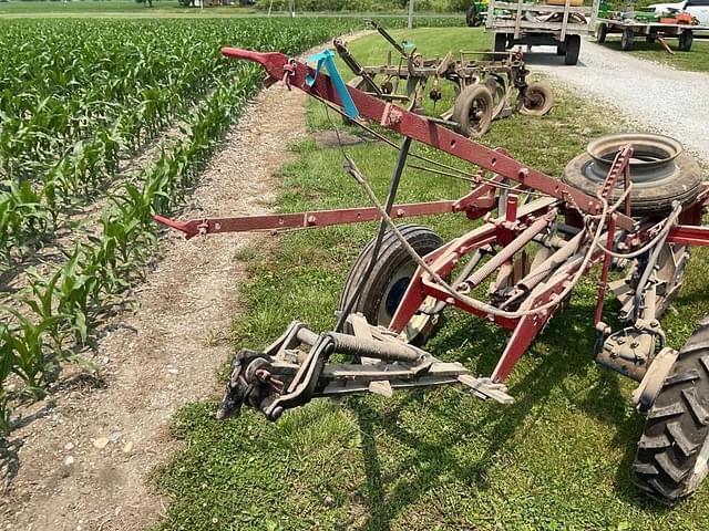 Image of McCormick-Deering No. 8 equipment image 2