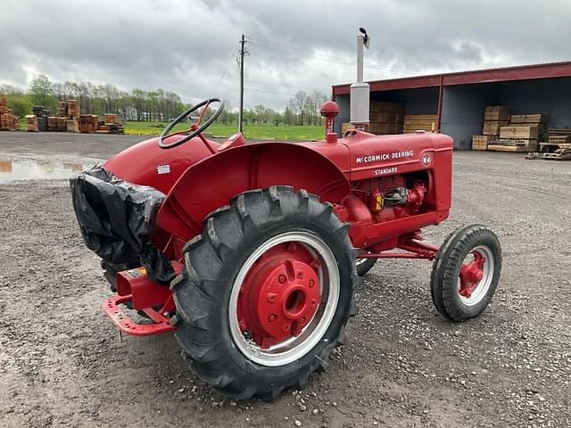 Image of McCormick-Deering W-4 equipment image 4