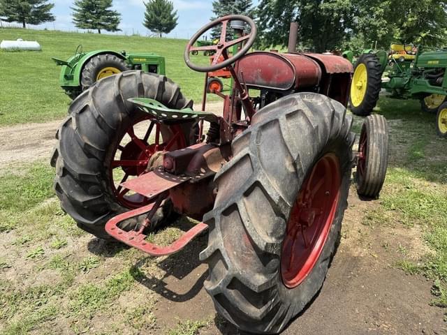 Image of McCormick-Deering WD-40 equipment image 3