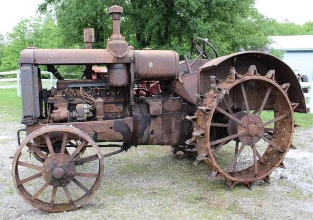 Image of McCormick-Deering WK-40 equipment image 3
