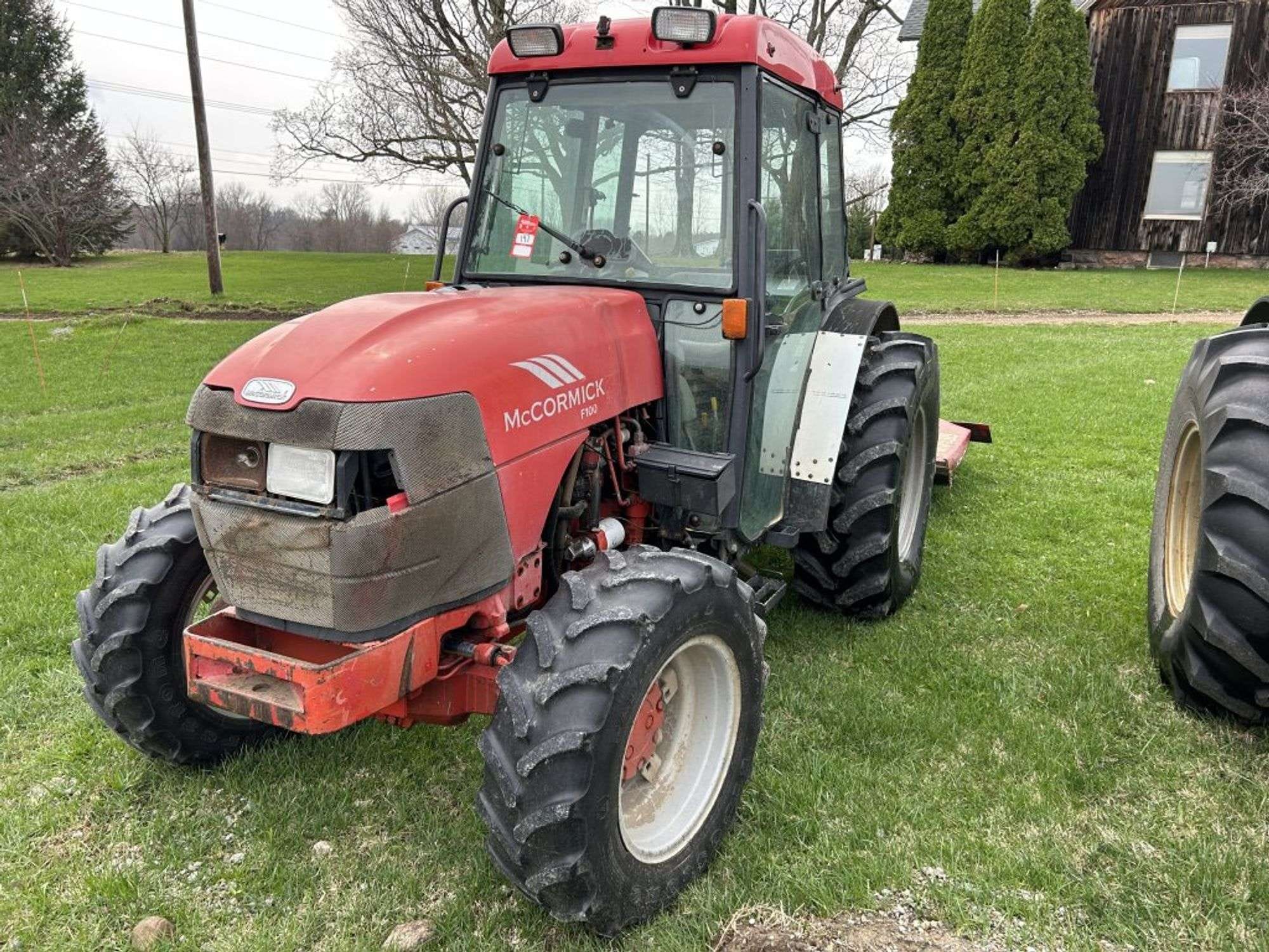 McCormick Intl F100 Equipment Image0