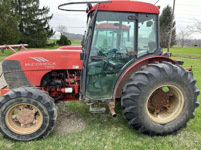Image of McCormick Intl F100 equipment image 1