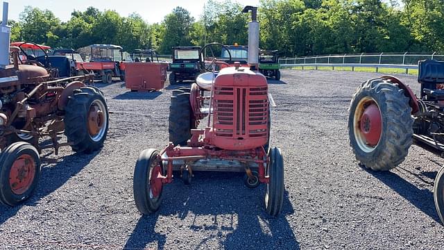Image of Farmall 100 equipment image 1
