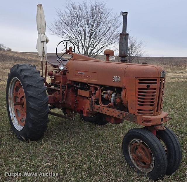 Image of Farmall 300 equipment image 2