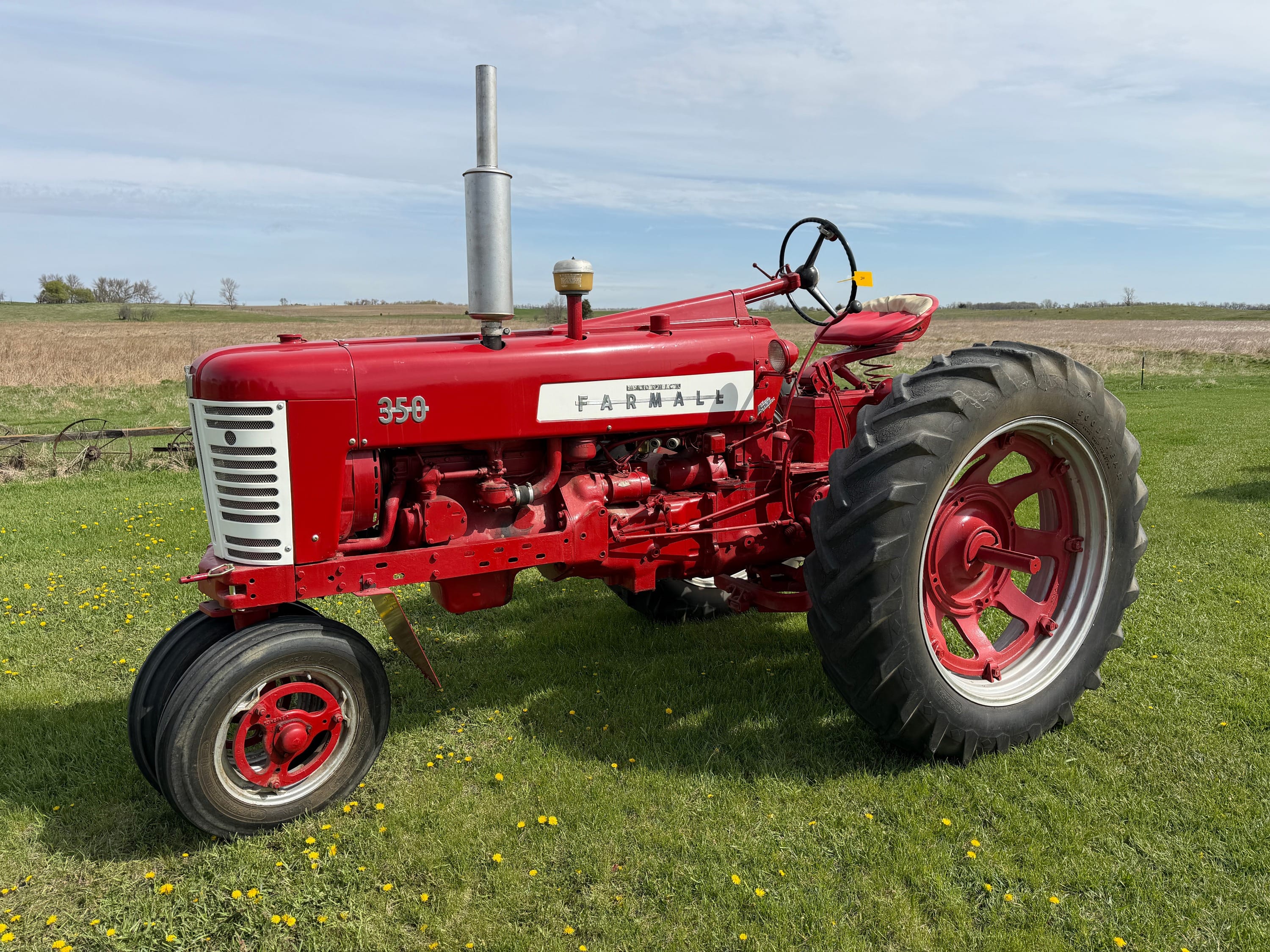Farmall 350 Equipment Image0