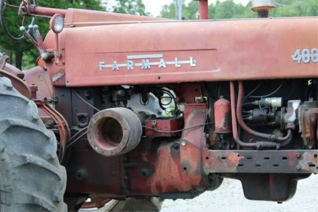 Image of Farmall 400 equipment image 3