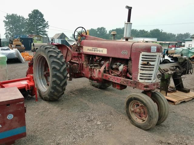 Image of Farmall 450 equipment image 1