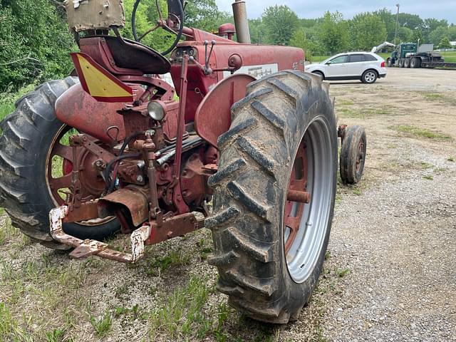 Image of Farmall 450 equipment image 3